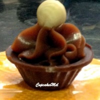 Casquinha de chocolate com brigadeiro e avelã