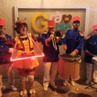 Palhaçabaleira e Banda