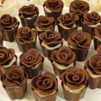 vasinhos de chocolates trufados  varios sabores