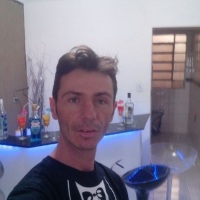 Dj Robson Hilário é o diretor responsável da Nocaut Drinks, muito experiente no seguimento e se dest
