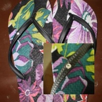 Chinelo Estampado c/ Detalhe na Correia