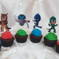 Cupcakes com topper