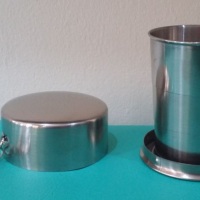 Copo retrátil em inox para levar na bolsa