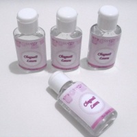 ácool em gel 30 ml
embalado com tule e fita de cetim