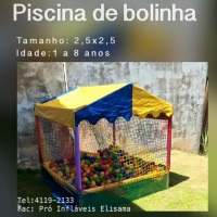 Piscina de bolinha