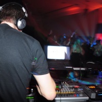 Dj