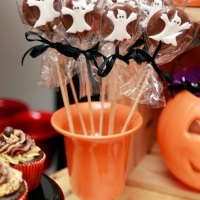 Trufas Tema: Halloween- Pirulitos Fantasma