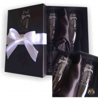 Kit taças de cristal para espumante personalizadas com jateamento, caixa em cartonaria preta, cetim