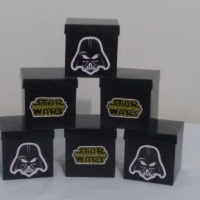 caixa star wars - 300 R$ a unidade