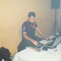 Dj Vander grande experiência em Casamentos tocando em programas virtuais