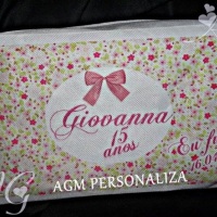 Necessaire personalizada!!! 
Todas são acompanhadas com saquinho celofane, fita e tag. 
Medindo: 1