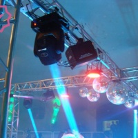 Pista em "X"