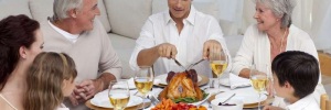 8 <b><b>Dica</b>s</b> para organizar ceia de festas de <b>Fim</b> de <b>Ano</b>